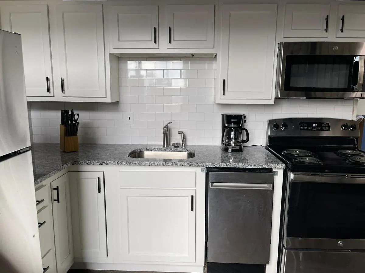 아파트 Classic Downtown Louisville Lofts