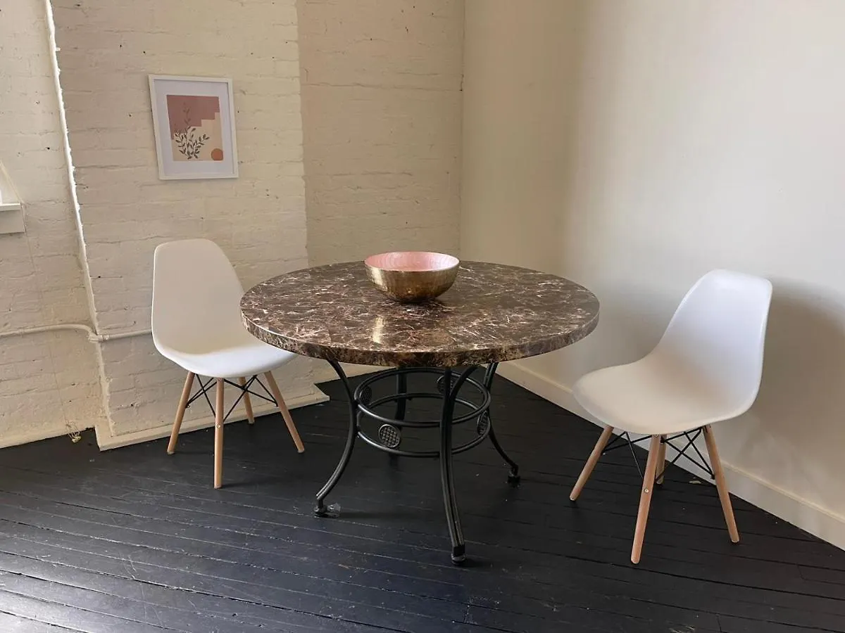 Classic Downtown Louisville Lofts 0*,  미국