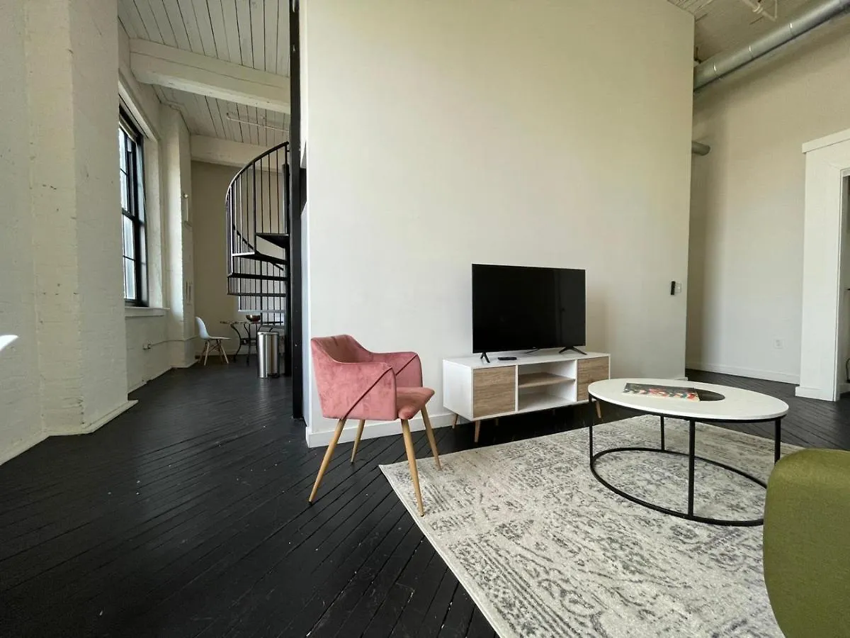 Classic Downtown Louisville Lofts 미국