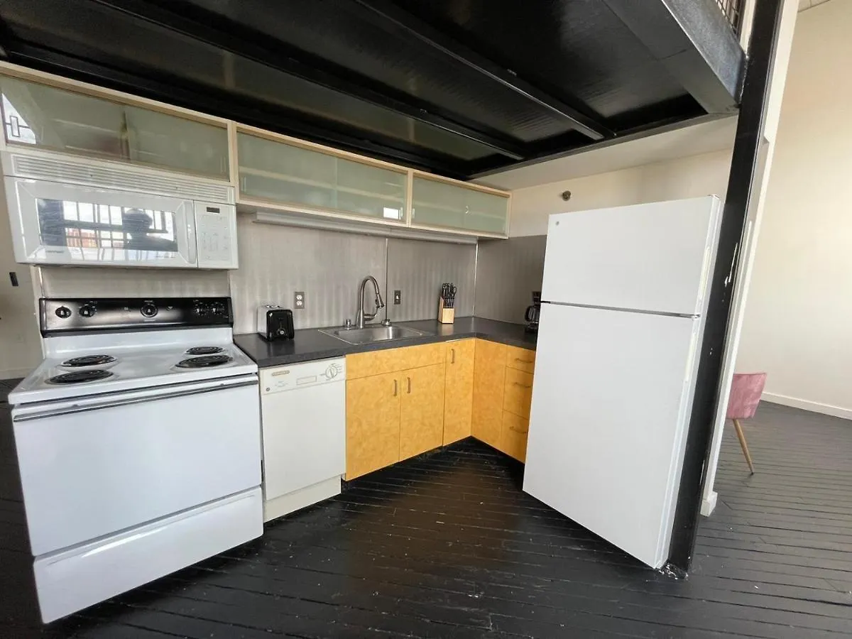 Classic Downtown Louisville Lofts 0*,  미국
