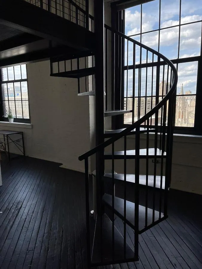 Classic Downtown Louisville Lofts 0*,  미국